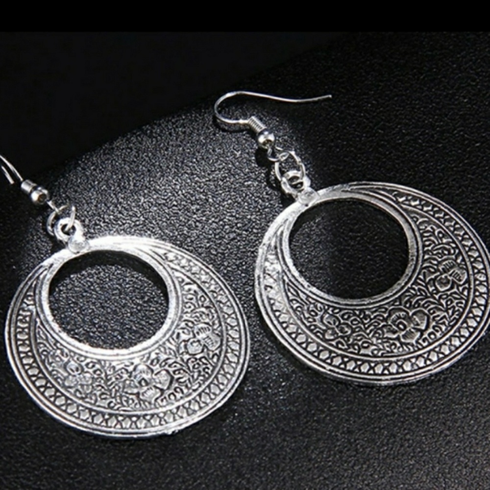 50% OFF ⚡️ Boho Vintage Embossed Dangle - Picture 2 of 6